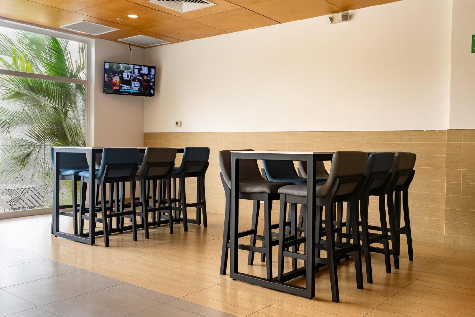 Holiday Inn Express Managua By Ihg Exterior foto